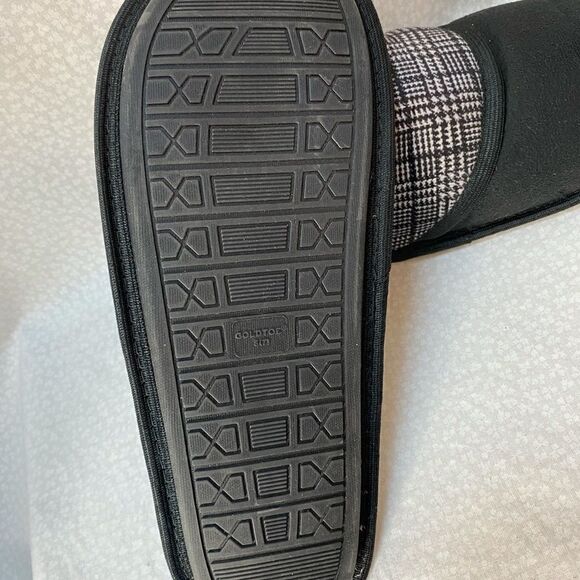 GOLDTOE Men's Size Small (7) Black Memory Foam Slippers. - Picture 5 of 7